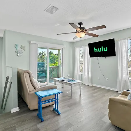 Surfside Paradise Retreat - 3Br And 2Ba Duplex, Grill, Dog Friendly - Close To The Beach! Melbourne Extérieur photo