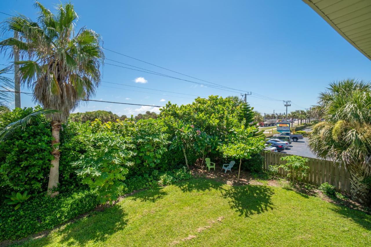 Surfside Paradise Retreat - 3br And 2ba Duplex, Grill, Dog Friendly - Close To The Beach! Holiday home Melbourne