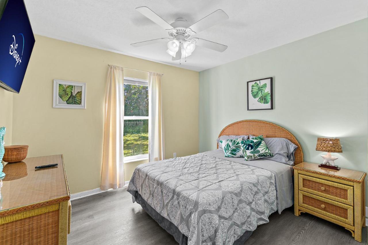 Surfside Paradise Retreat - 3br And 2ba Duplex, Grill, Dog Friendly - Close To The Beach!