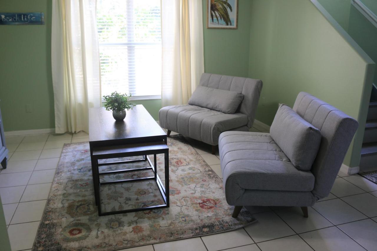Surfside Paradise Retreat - 3br And 2ba Duplex, Grill, Dog Friendly - Close To The Beach!